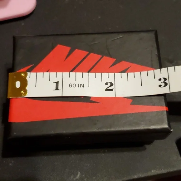 Custom Nike Shoe Keychains set of 2 shoes. (1 pair.) ❤️🖤 - Picture 15 of 16